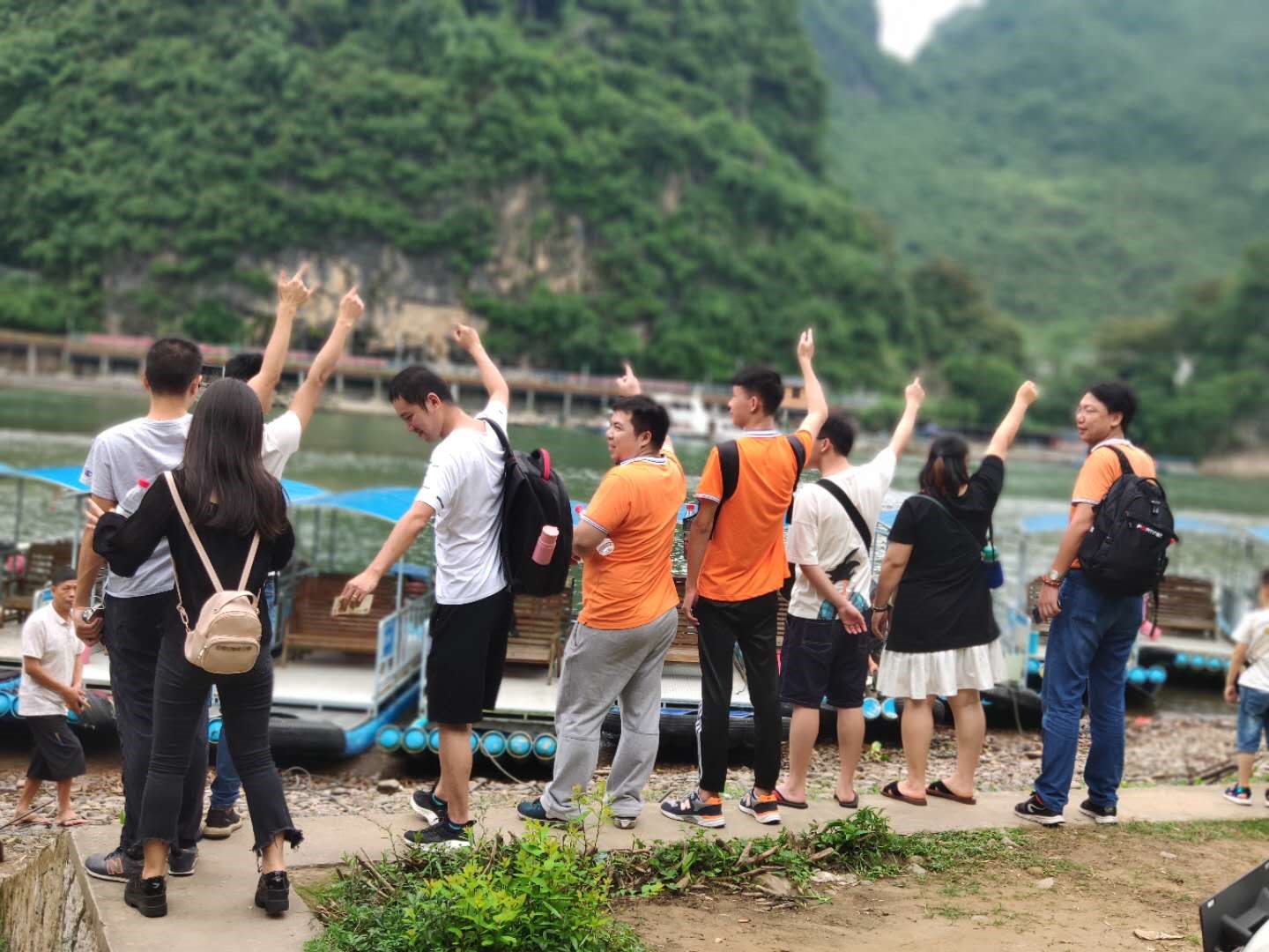 1559022356186267.jpg 00000.jpg