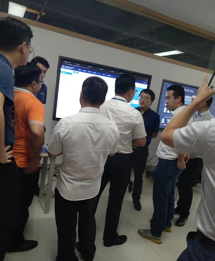 1569577596127913.png 演讲过后.png